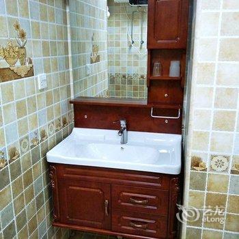 岳阳爱巢公寓(得胜街与马壕路交叉口分店)酒店提供图片