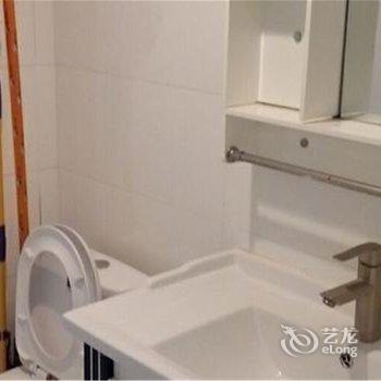 岳阳爱巢公寓(得胜街与马壕路交叉口分店)酒店提供图片