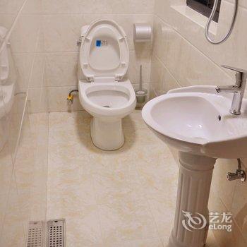 上海金鹰华庭公寓(虹中路与紫乐路交叉口分店)酒店提供图片