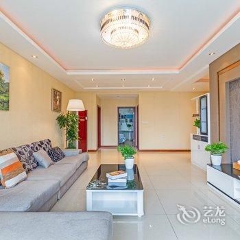 重庆现代简约风普通公寓(北城二路店)酒店提供图片