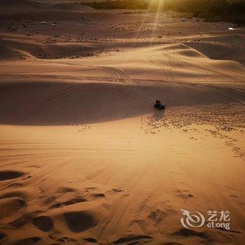 敦煌柒月国际沙漠露营基地酒店提供图片