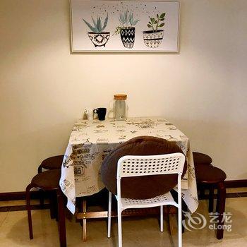 重庆三只小猪欢乐民宿酒店提供图片