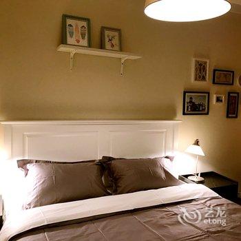 重庆三只小猪欢乐民宿酒店提供图片