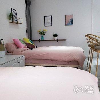 重庆乐途精品民宿(鸳鸯路分店)酒店提供图片