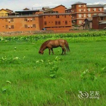 普者黑寓庐山水间客栈(原普者黑冯轩堂客栈)酒店提供图片