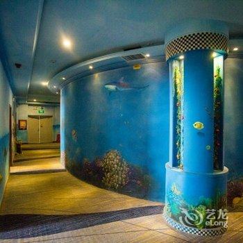 伊宁爱巢时尚主题酒店酒店提供图片
