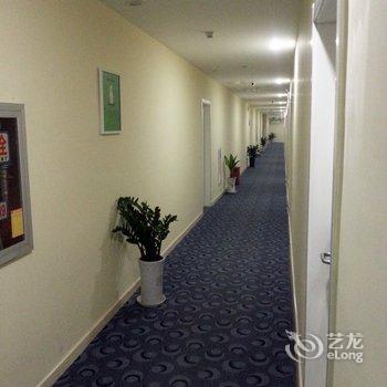 7天连锁酒店(镇江高铁南站丹徒金谷路店)酒店提供图片