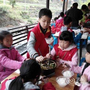 临安胡家望峡山庄酒店提供图片