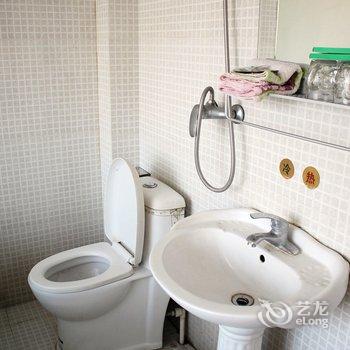 锦州市凌海一家人宾馆酒店提供图片
