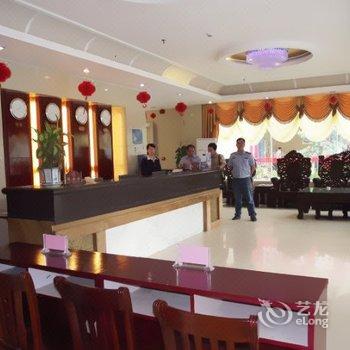 东兴冠都大酒店酒店提供图片