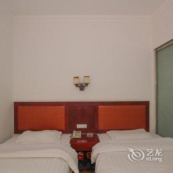 凤凰依江阁客栈(原半岛之旅)酒店提供图片