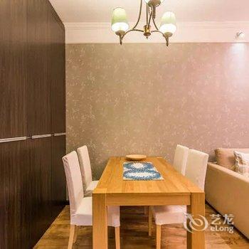 重庆在37楼俯瞰渝中半岛城市天际线江景两房普通公寓酒店提供图片