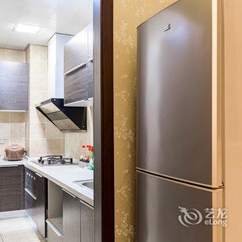 重庆在37楼俯瞰渝中半岛城市天际线江景两房普通公寓酒店提供图片