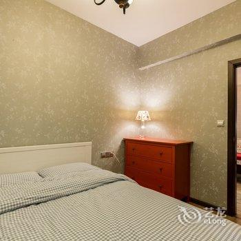 重庆在37楼俯瞰渝中半岛城市天际线江景两房普通公寓酒店提供图片