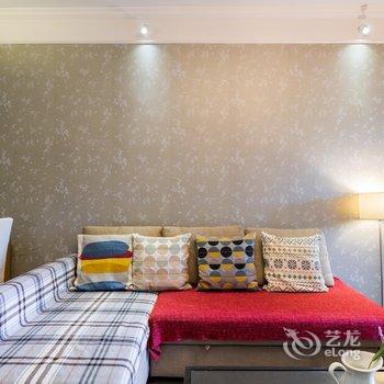 重庆在37楼俯瞰渝中半岛城市天际线江景两房普通公寓酒店提供图片