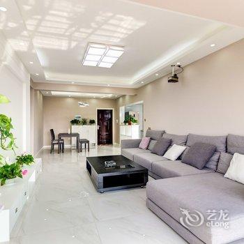 乐山咿呀咿呀哦公寓(河耳嘴街分店)酒店提供图片