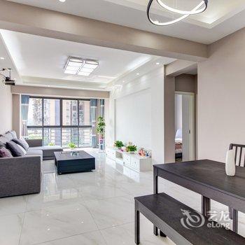 乐山咿呀咿呀哦公寓(河耳嘴街分店)酒店提供图片