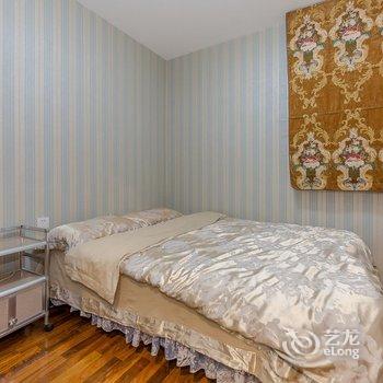 成都城南豪华江景房公寓酒店提供图片