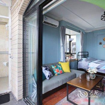 上海树哩啰啰普通公寓(红栏杆街店)酒店提供图片