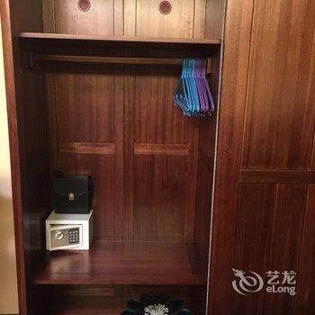 重庆重庆温馨复式花园公寓(九点利时尚街店)酒店提供图片