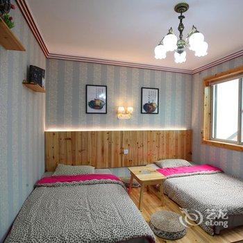 凤凰客随己便客栈酒店提供图片