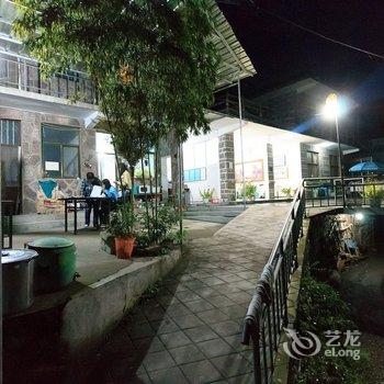 辉县万仙山爱民山庄酒店提供图片