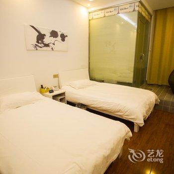 阜南埃菲尔主题宾馆酒店提供图片