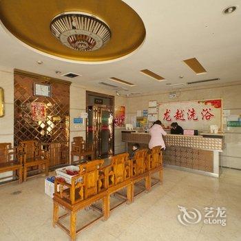 新乡市牧野区龙越温泉酒店酒店提供图片