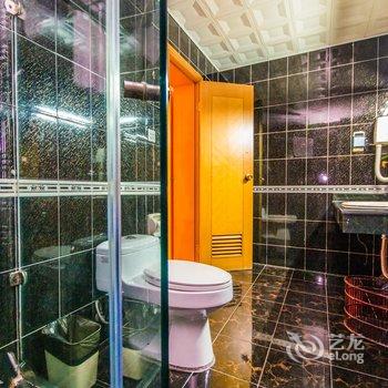 峨眉山金佛宾馆酒店提供图片