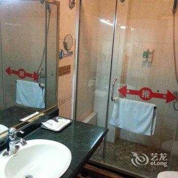 峨眉山金佛宾馆酒店提供图片