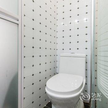 上海人民广场-双复式LOFT老弄堂石库门一居室老洋房(永嘉路店)酒店提供图片