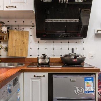 上海人民广场-双复式LOFT老弄堂石库门一居室老洋房(永嘉路店)酒店提供图片