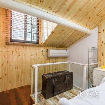 上海人民广场-双复式LOFT老弄堂石库门一居室老洋房(永嘉路店)酒店提供图片