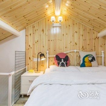 上海人民广场-双复式LOFT老弄堂石库门一居室老洋房(永嘉路店)酒店提供图片