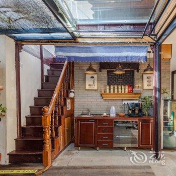 昆山日暮里客栈酒店提供图片