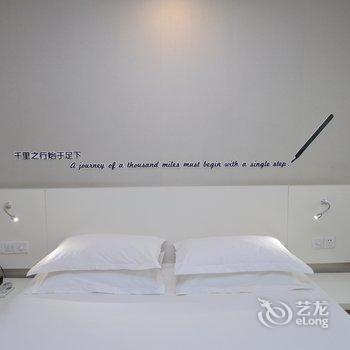 莫泰168(滁州天长建设路汽车站店)酒店提供图片