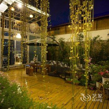 丽江花时间客栈
