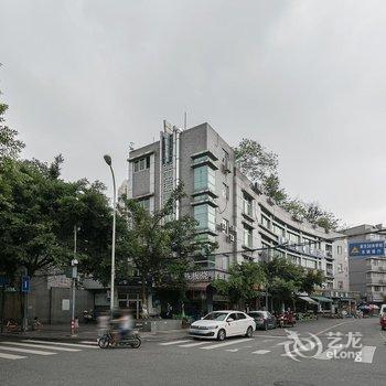 99旅馆连锁(成都川音川大北门店)