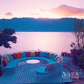真美度假客栈(大理洱海悬崖海景店)