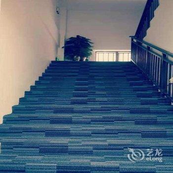 防城港防城区舒适温馨三室房公寓酒店提供图片