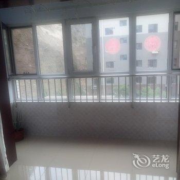 承德小太阳家庭公寓(6号店)酒店提供图片