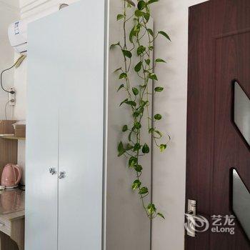 丹东鸭绿江火车站附近安心小屋酒店提供图片