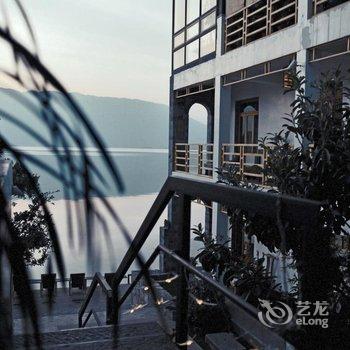大理双廊云七毗舍海景庭院客栈