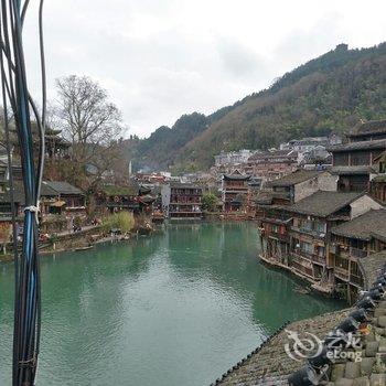 归来居民宿(凤凰虹桥东路店)酒店提供图片