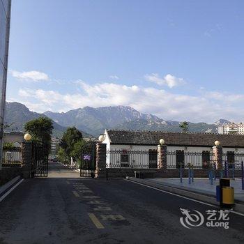 望见山便是山客栈(泰安火车站路店)酒店提供图片