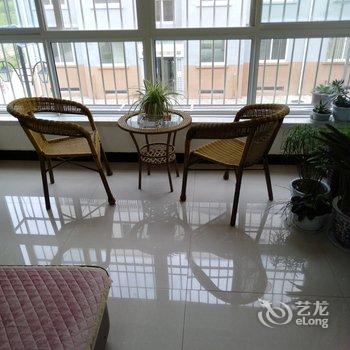 甘泉郝振清公寓酒店提供图片