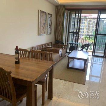 小月旅居公寓(万宁11号店)酒店提供图片