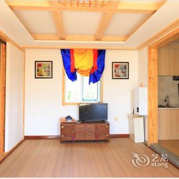 和龙金达莱朝鲜人家民俗村酒店提供图片