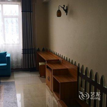 六盘水左小马公寓酒店提供图片