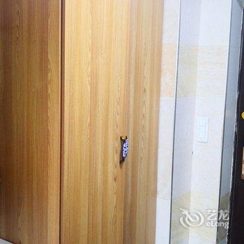 六盘水左小马公寓酒店提供图片